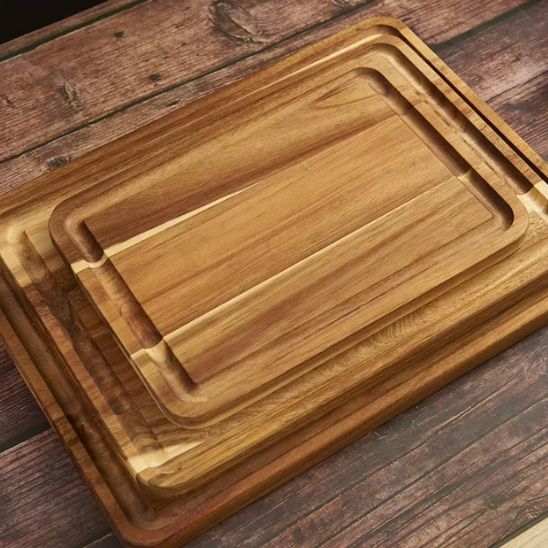 Le grain naturel et unique du bois de noyer sur chaque planche apporte une touche rustique chic qui sublimera votre décor en cuisine