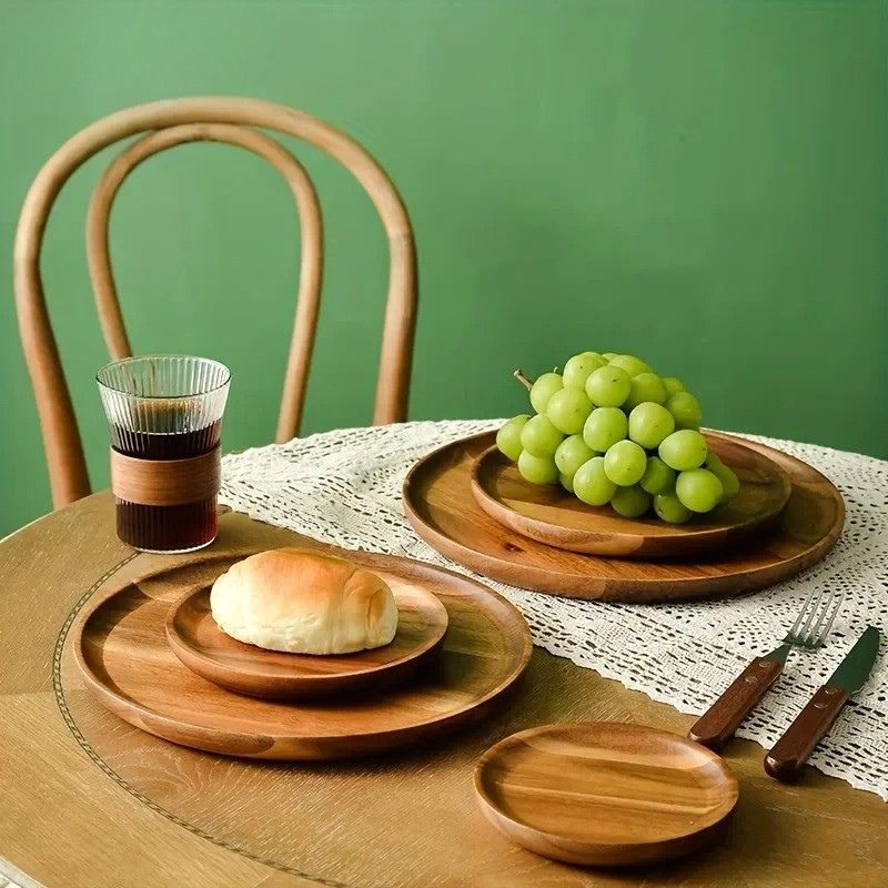 Rehaussez naturellement l'aspect visuel de vos aliments même les plus simples avec nos assiettes en bois d'acacia 
