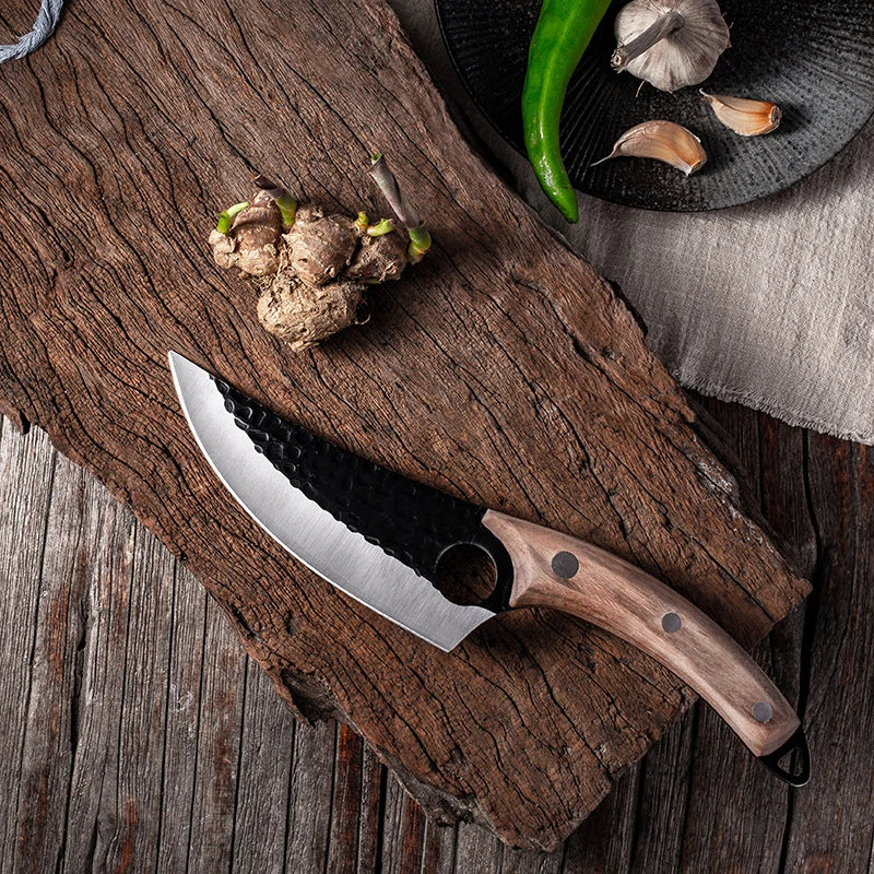 À la fois élégant précis et tranchant le couteau KraftNife saura plaire aux passionnés de cuisine les plus exigeants