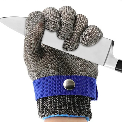 L'outil indispensable pour prévenir les coupures quotidiennes causées par les couteaux tranchants en cuisine 