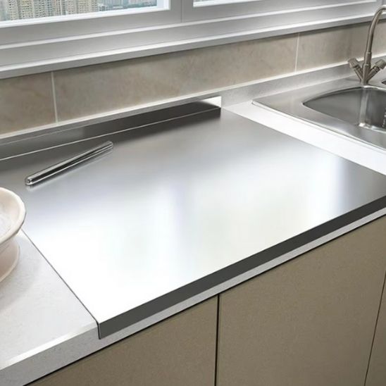 Surface de travail non poreuse, propre, lisse et généreuse