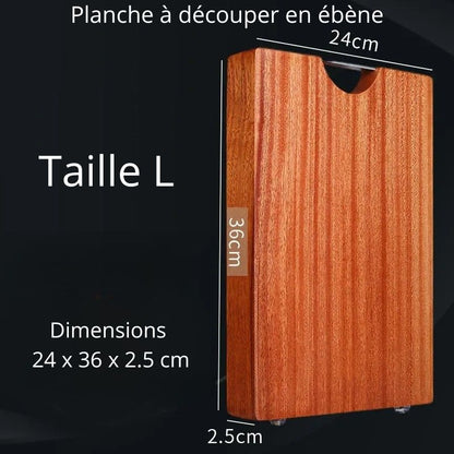 Notre planche à découper en ébène est disponible en 3 différentes tailles dont la L (24x36x2.5cm)