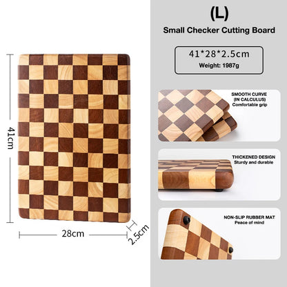 Notre planche à découper en acacia à motif damier est disponible en 3 diffrentes tailles dont la L (41x28x2.5cm)