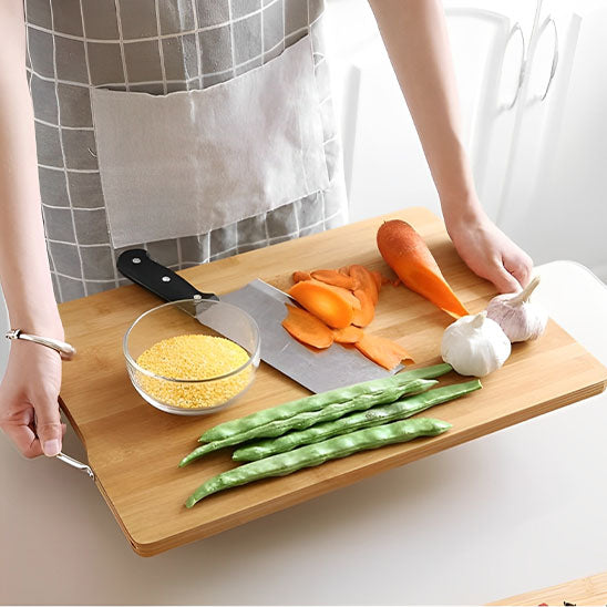 Sublimez votre art culinaire et rehausser votre talent grâce à nos planches à découper en bambou. Vous ne pourrez plus vous en passer