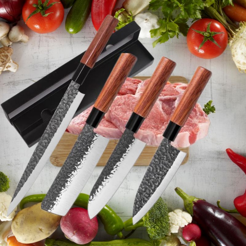 Nos lames sont dotées d'un tranchant inégalé permettant de préserver la qualité nutritionnelle la fraîcheur et la saveur de vos aliments. Vos plats seront plus beaux, mais aussi plus sains et plus savoureux. Chaque couteau est conçu pour exceller dans sa tâche spécifique offrant ainsi une précision et une maîtrise inégalées dans votre cuisine