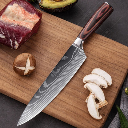 Couteau de chef Japanife™ pour trancher vos légumes et vos viandes et réaliser des coupes parfaites nettes et propres avec l'assurance d'un chef